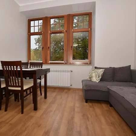 Mondi Kai Ii, Piekna Przy Szlaku Na Szrenice, Mini