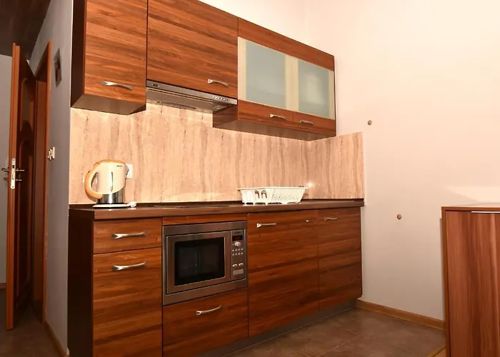 Mondi Kai Ii, Piekna Przy Szlaku Na Szrenice, Mini Szklarska Poręba