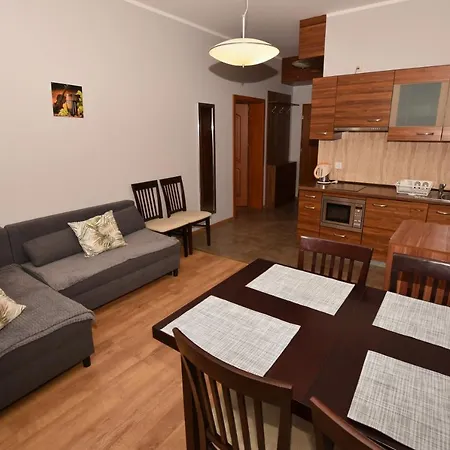 Mondi Kai Ii, Piekna Przy Szlaku Na Szrenice, Mini